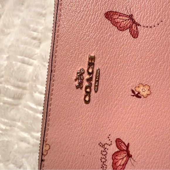 Coach Blush Butterfly Print Wallet - Picture 8 of 9